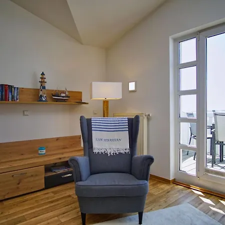 Mit Meerblick Und Balkon, Strandnah, Gratis Nutzung Vom Ahoi Erlebnisbad Und Sauna In Sellin - Meeresblick 51 Lejlighed