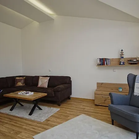 Apartment Mit Meerblick Und Balkon, Strandnah, Gratis Nutzung Vom Ahoi Erlebnisbad Und Sauna In Sellin - Meeresblick 51 Goehren (Ruegen)